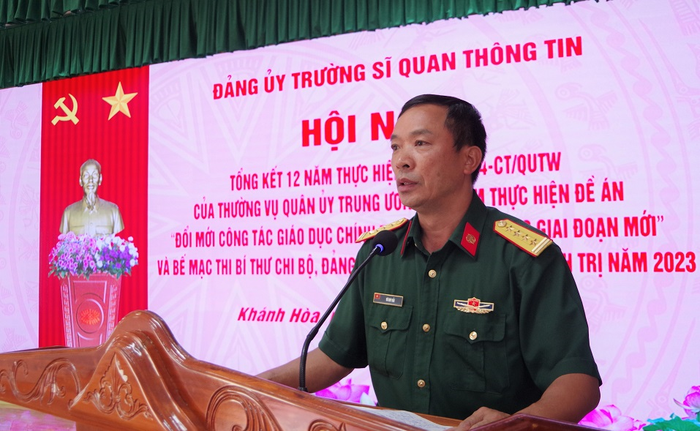 Đại tá Vũ Duy Hải, Bí thư Đảng ủy, Chính ủy nhà trường chủ trì hội nghị tổng kết Chỉ thị 124 và bế mạc hội thi.