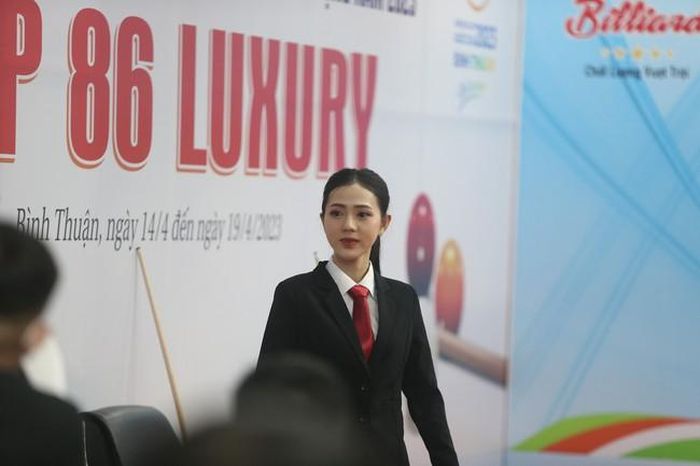 Thanh Thảo đã có từng làm việc tại các CLB bi-a tại Đà Nẵng và Phan Thiết. Cô biết bản thân có gần 4 tháng học tập và được đào tạo bài bản để làm trọng tài ở giải đấu này.