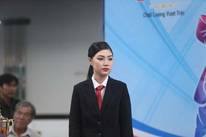 Lê Thị Hồng Hà là một nhan sắc đáng chú ý khác ở giải lần này.