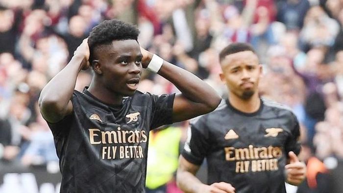 Bukayo Saka là hình ảnh của một Pháo thủ thiếu kinh nghiệm của ứng viên vô địch.