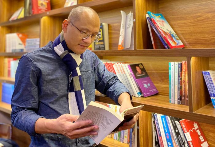 "Ai cũng phải có một cuốn sổ đọc của riêng mình”, tác giả Phan Đăng bày tỏ.