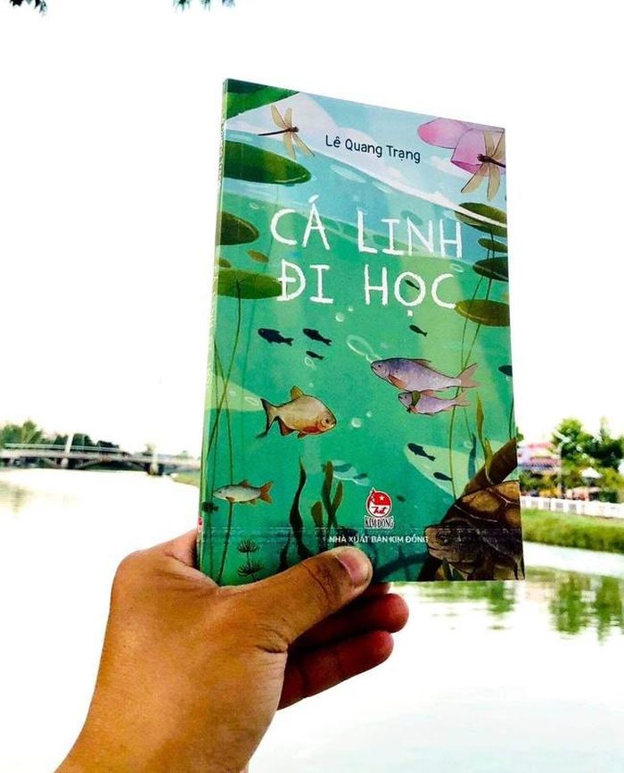 Sách “Cá Linh đi học” - NXB Kim Đồng
