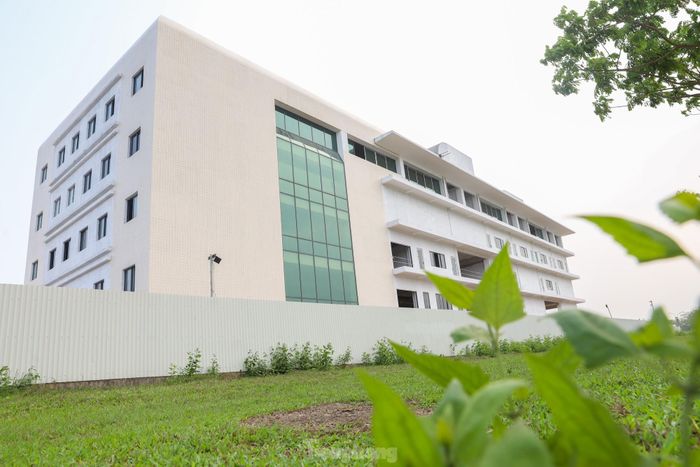 Thủ tướng Chính phủ cũng đề nghị, Bộ KH&amp;CN cần rà soát, đánh giá mô hình quản lý Khu Công nghệ cao Hòa Lạc để rút kinh nghiệm làm căn cứ tập trung phát triển, quản lý các khu công nghệ cao trên cả nước hoạt động hiệu quả.