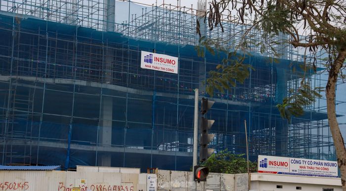 Hiện tại, theo ghi nhận của PV báo Tiền Phong, trong Khu công nghệ cao đang có một số công trình xây dựng, tuy nhiên số lượng không nhiều. 