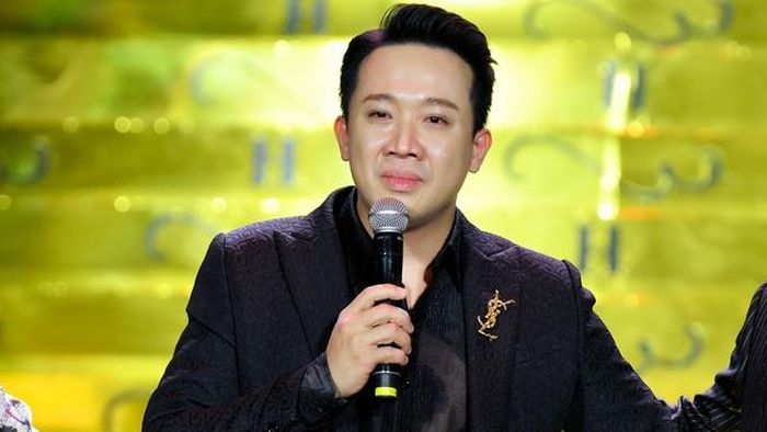 Trấn Thành rơi nước mắt trong buổi ra mắt phim của Đàm Vĩnh Hưng