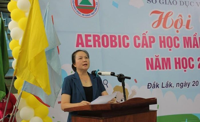 Phó Giám đốc Sở GD&amp;ĐT Đắk Lắk Lê Thị Kim Oanh phát biểu bế mạc Hội thi (ảnh: Thành Tâm).