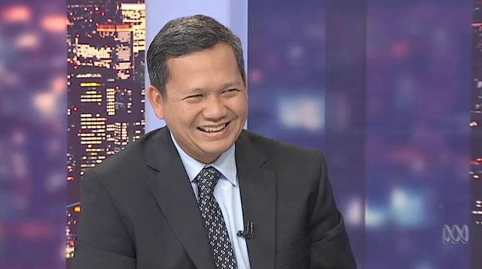 "Tôi muốn làm rõ rằng ngay cả khi Hun Manet là con trai của Phó thủ tướng Chea Sophara hay Bộ trưởng Cham Prasidh, tôi vẫn ủng hộ cậu ấy vì đủ tiêu chuẩn", Thủ tướng Campuchia Hun Sen nói.