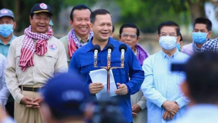 Tháng 12/2021, ông Hun Manet được Ban chấp hành Trung ương đảng Nhân dân Campuchia bầu làm lãnh đạo tương lai của đảng.