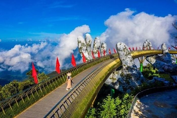 Cầu Vàng Đà Nẵng. Ảnh: Thảo Ly