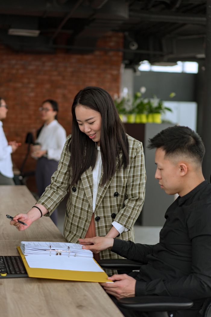  Tìm hiểu người quản lý giúp bạn điều chỉnh cách làm việc phù hợp với họ. Ảnh minh họa: Mikhail Nilov/Pexels.