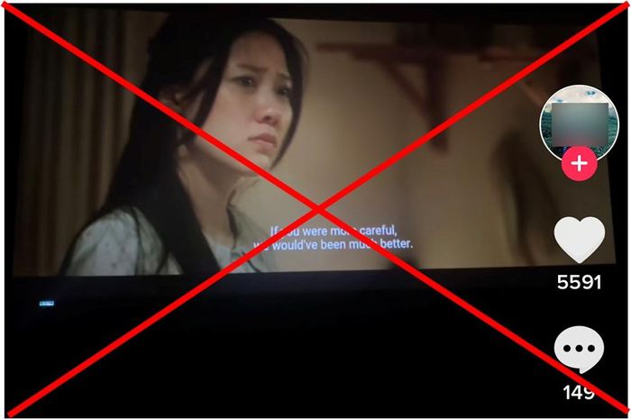 Các phim bị quay lén được cắt ra và đăng tải trên mạng. 