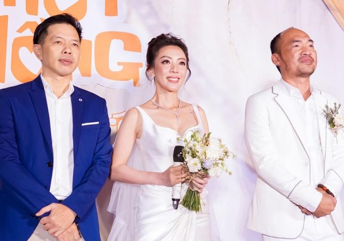 Thái Hòa, Thu Trang và Tiến Luật trong buổi ra mắt phim. 