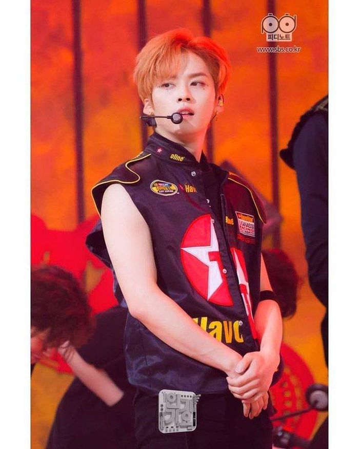 Lee Know (Stray Kids)