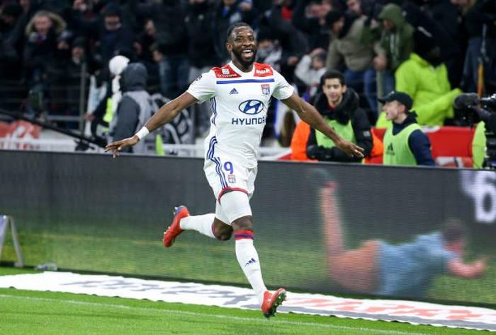  MU có cơ hội chiêu mộ Moussa Dembele 