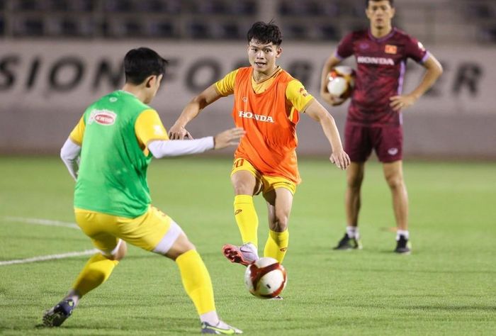 Hậu vệ Hồ Văn Cường của CLB Sông Lam Nghệ An trong buổi tập cùng U22 Việt Nam.