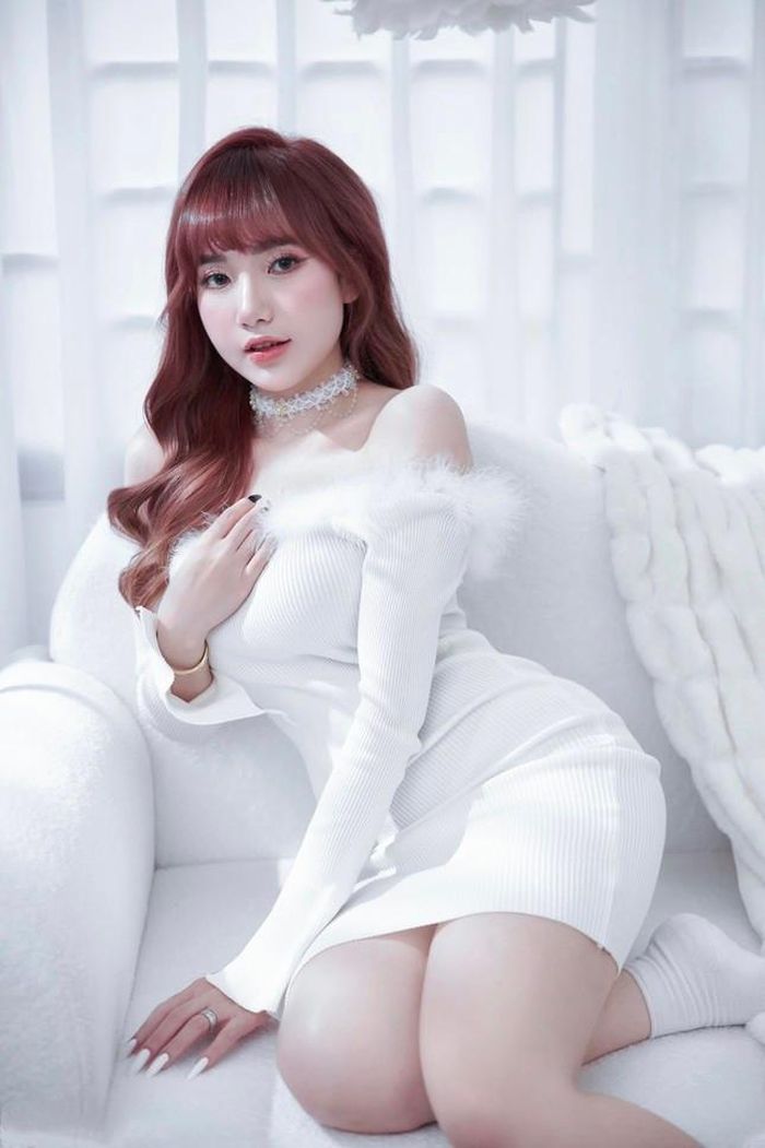 Đến hiện tại, Thu Trang vẫn đang cố gắng hoàn thiện bản thân để có thể phát triển tốt hơn trong công việc, cũng như có được sự hiệu quả tốt nhất.