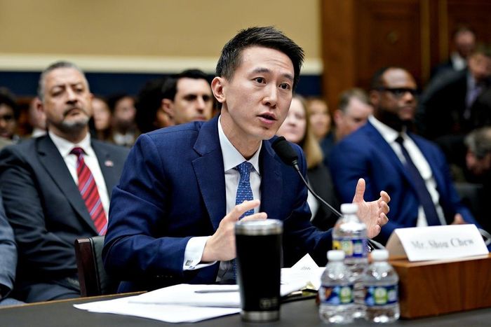  Ông Shou Zi Chew, CEO TikTok, đã có buổi điều trần trước Quốc hội Mỹ vào ngày 23/3. Ảnh: Bloomberg.