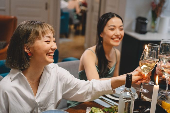  Lòng tốt khiến giảm bớt sự đề phòng, gia tăng sự hợp tác