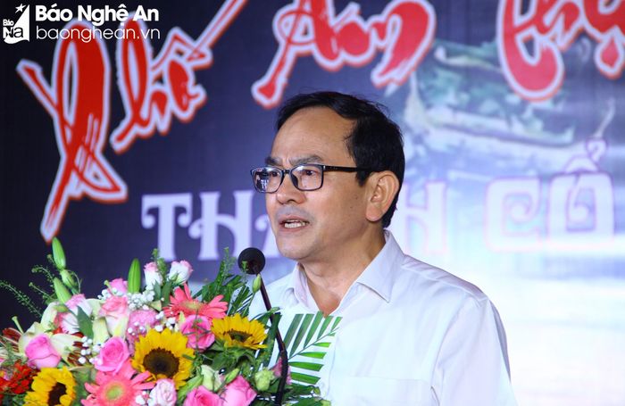 Đồng chí Trần Quang Lâm - Phó Chủ tịch UBND TP. Vinh nhấn mạnh vai trò của phố ẩm thực trong phát triển kinh tế đêm. Ảnh: Q.A