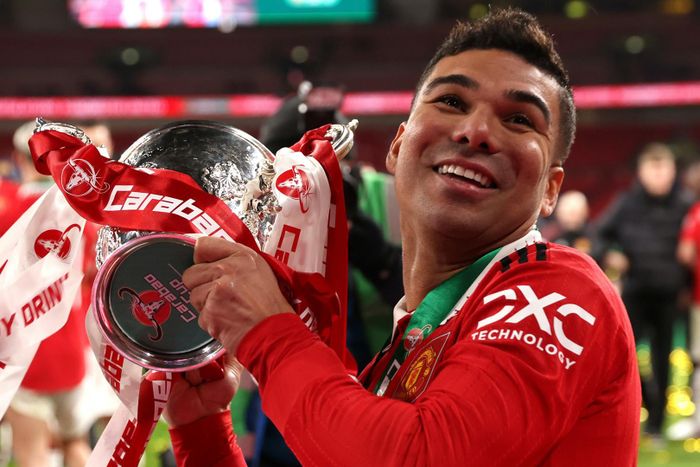 Casemiro là cầu thủ quan trọng của MU, dù mới chỉ đến vào hè năm ngoái và Bayern không dễ kéo được tiền vệ Brazil khỏi Old Trafford