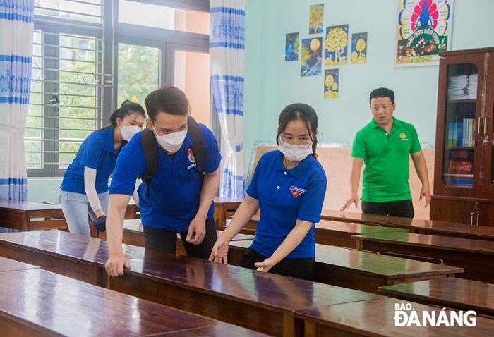 Công tác chuẩn bị cơ sở để đưa người dân đến tránh trú bão trong năm 2022 được lực lượng chức năng thành phố triển khai một cách nhanh chóng, tránh thiệt hại. Ảnh: B.L