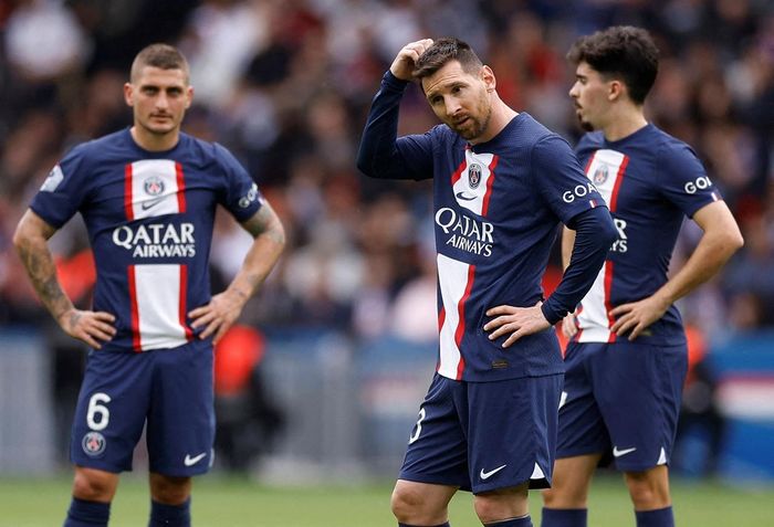 Thất bại nhưng PSG vẫn giữ được ngôi đầu Ligue 1, tuy nhiên họ chỉ còn hơn Marseille 5 điểm sau vòng 33