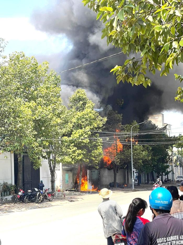Hiện trường vụ cháy.