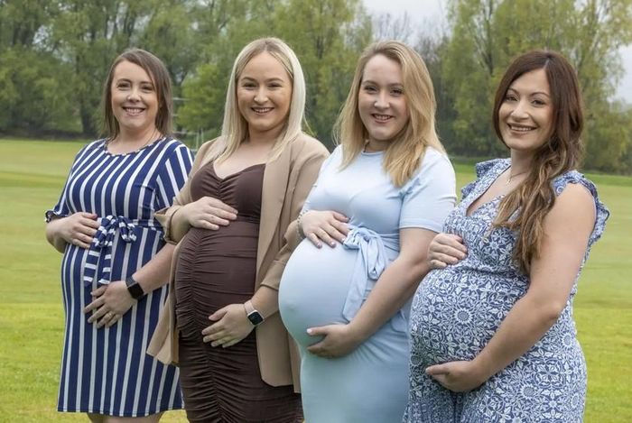 4 chị em nhà Goodwillie mang thai cùng lúc. Ảnh:Katielee Arrowsmith SWNS.