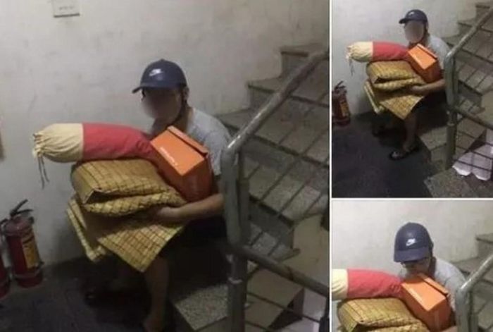 Thanh niên đi uống bia về muộn bị vợ đuổi ra ngoài.
