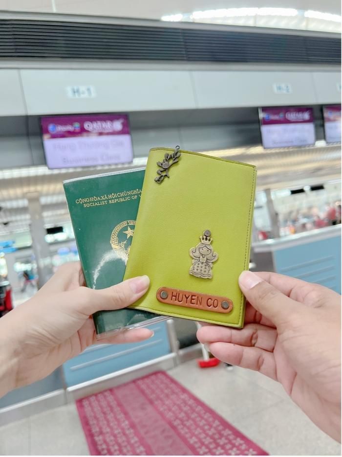 Sau khi cầu hôn, bạn trai 8x cùng Huyền Cò liên tục vi vu du lịch khắp nơi trong nước lẫn thế giới
