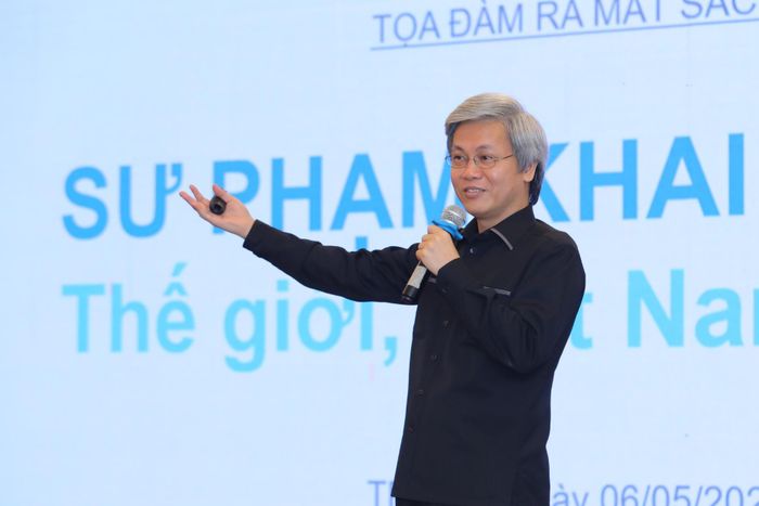 Nhà giáo dục, tiến sĩ Giản Tư Trung. Ảnh: IRED.