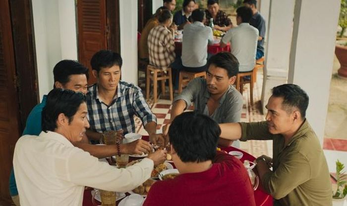 Đặc trưng lối sống miền Tây Nam bộ được tô đậm