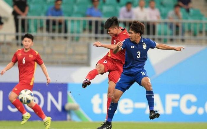 Siêu phẩm này của Văn Tùng từng giúp U23 Việt Nam khiến U23 Thái Lan hòa vất vả năm ngoái. Ảnh: AFC