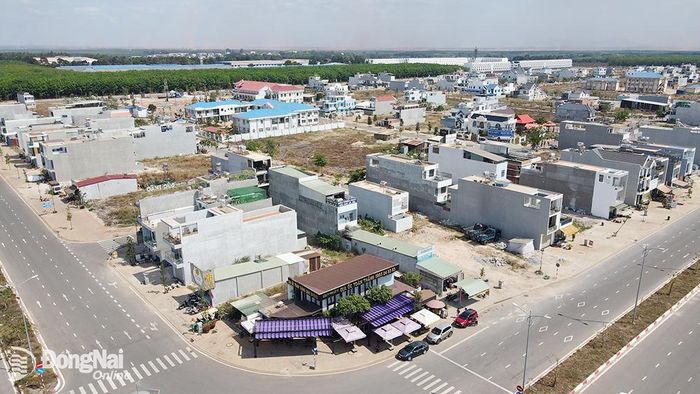 Nội dung điều chỉnh Dự án thu hồi đất, bồi thường, hỗ trợ, tái định cư Sân bay Long Thành sẽ được đăng ký bổ sung vào chương trình làm việc của Quốc hội tại Kỳ họp thứ 5, Quốc hội khóa XV. Trong ảnh: Một góc Khu tái định cư Lộc An - Bình Sơn