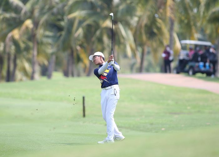Golfer Việt Nam khởi đầu không tốt