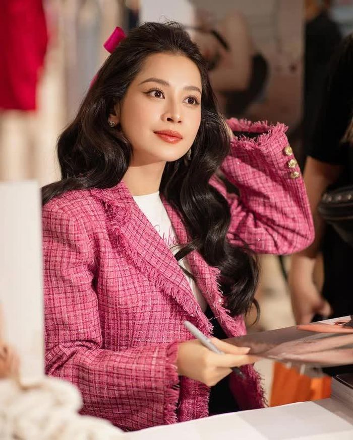 Người hâm mộ mong đợi Chi Pu sẽ có màn thể hiện tốt hơn trong buổi công diễn thứ 2