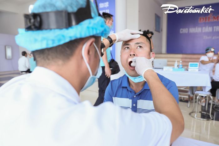 Người dân được khám chuyên khoa tai - mũi - họng, răng - hàm - mặt, mắt - khám cận lâm sàng đối với các trường hợp cần thiết có chỉ định.
