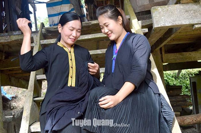 Người dân Đồng Cướm, xã Trung Sơn (Yên Sơn) luôn có ý thức gìn giữ nét đẹp văn hóa dân tộc.