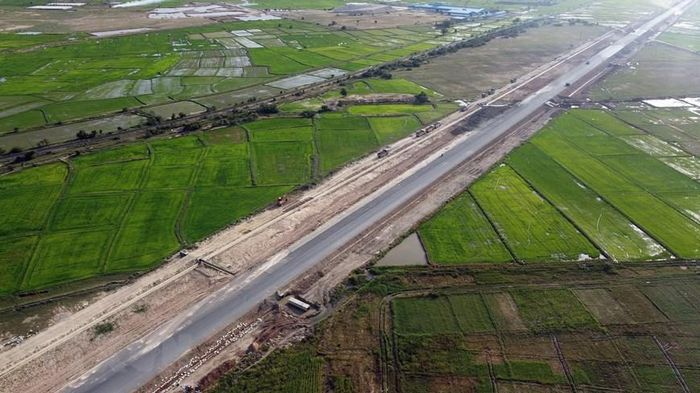 Một đoạn tuyến trên cao tốc Vĩnh Hảo-Phan Thiết. (Ảnh: Huy Hùng/TTXVN)