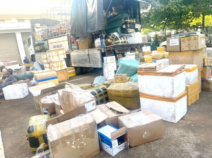 Cục Quản lý thị trường tỉnh Đắk Lắk đã tiến hành kiểm tra phương tiện vận tải.