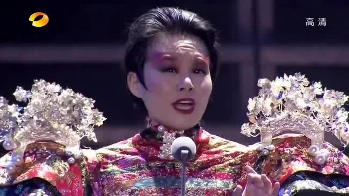 Cung Lâm Na chính là chủ nhân của ca khúc Thấp thỏm gây sốt một thời
