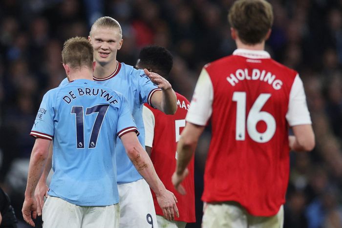 Man City có thể vô địch ngay trong tối nay nếu Arsenal để thua Nottingham