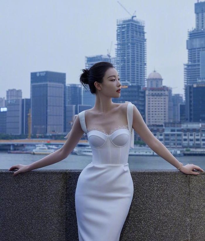 Nghê Ni - "tiểu hoa đán" của làng giải trí Hoa ngữ