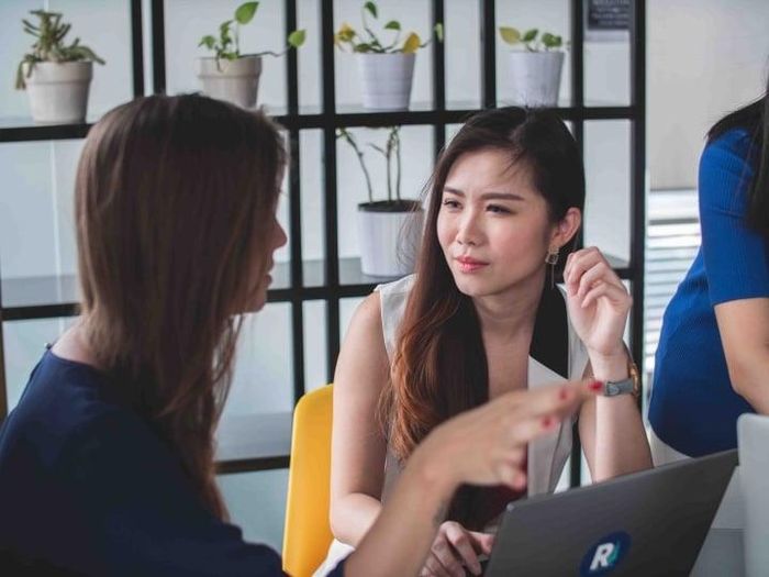 Việc luôn ưu tiên lợi ích trước mắt rất khó để bạn thay đổi được thói quen.