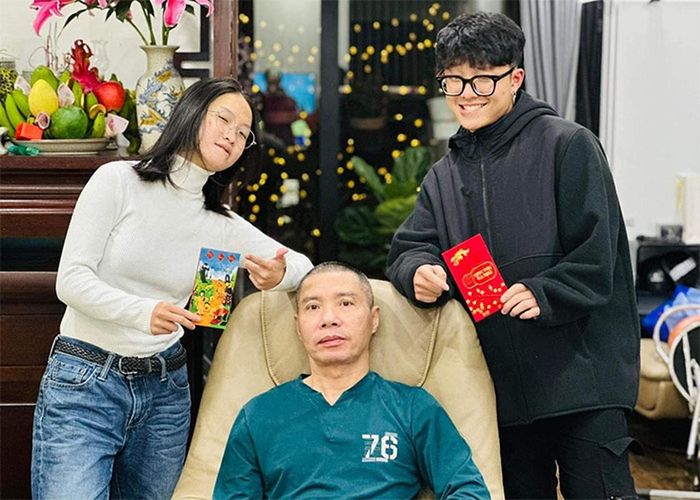 Công Lý hiện sống cùng người vợ thứ ba tên Ngọc Hà. Thục Anh cùng em trai Gia Bảo thường xuyên tới thăm bố, đặc biệt từ khi Công Lý gặp vấn đề về sức khỏe.