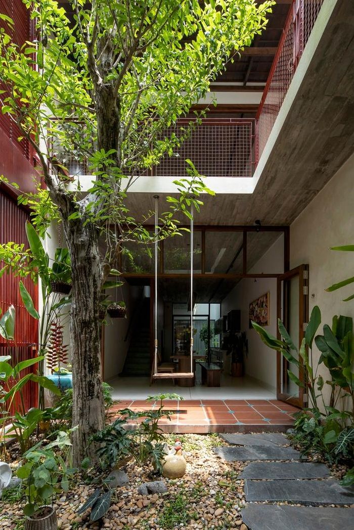 Kiến trúc miền Tây Nam Bộ tận dụng vị trí của từng không gian sống để thể hiện vai trò của nó đối với phong cách sống của gia chủ. 