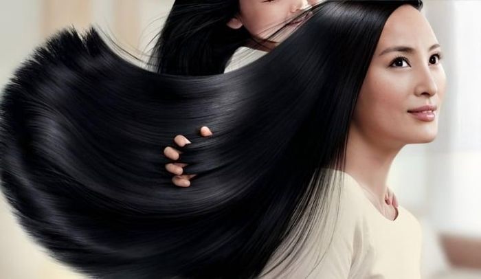 Mái tóc chắc khỏe giúp mọi người tự tin hơn khi xuống phố.