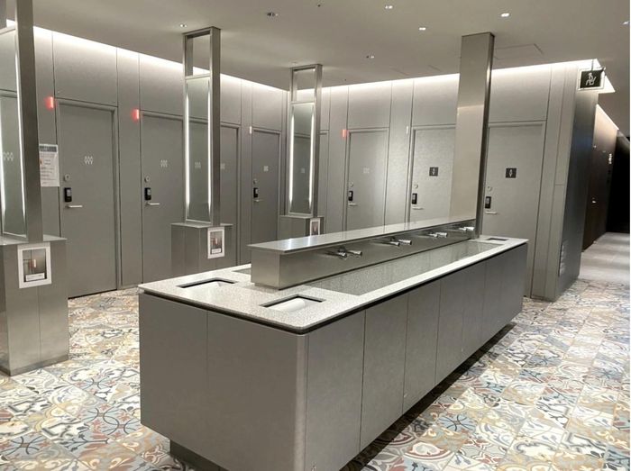 Thiết kế ban đầu của buồng WC chung tại tháp Tokyu Kabukicho. Ảnh: Japan Today.