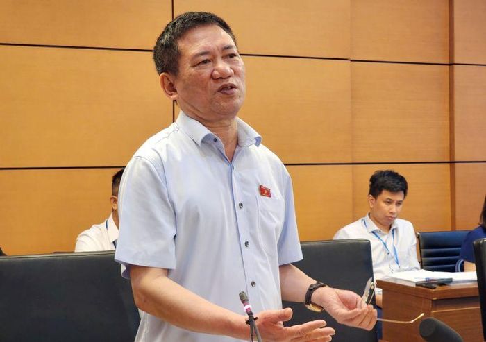 Bộ trưởng Tài chính Hồ Đức Phớc.