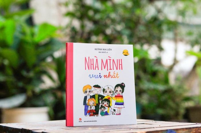 50 bài thơ theo bốn chủ đề gia đình yêu thương, thiên nhiên làm bạn, những người bạn và thế giới quanh em
